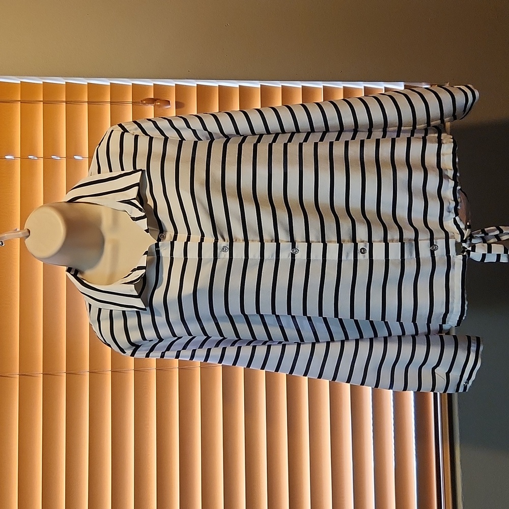 Calvin Klein Blouse Size Large